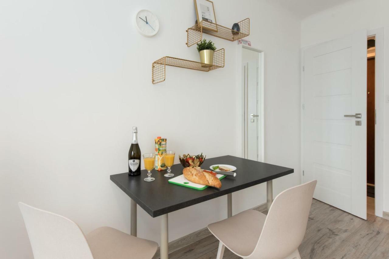 Superapart Belwederska A Ministudio, Balcony, Kitchen, Pet-Friendly, Tv & Wifi ワルシャワ エクステリア 写真